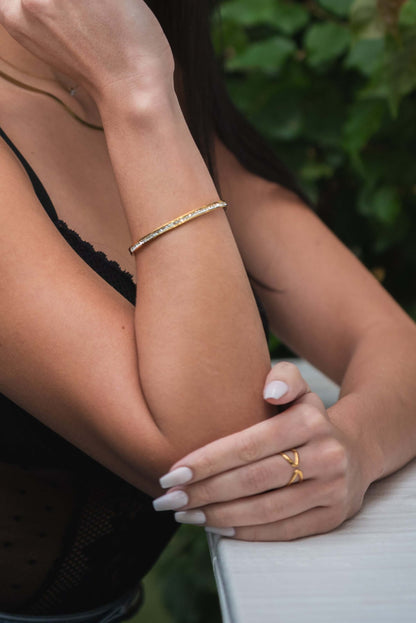 Zeya Zirconia Bangle