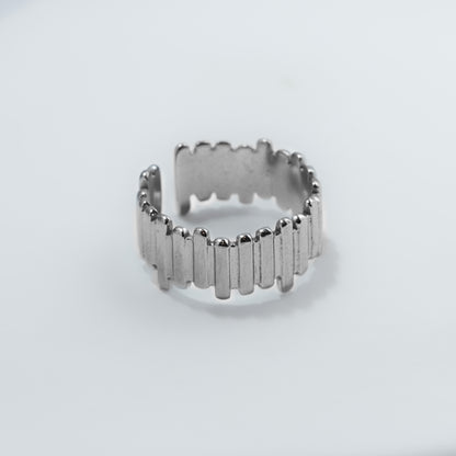 Jaggered Ling Ring